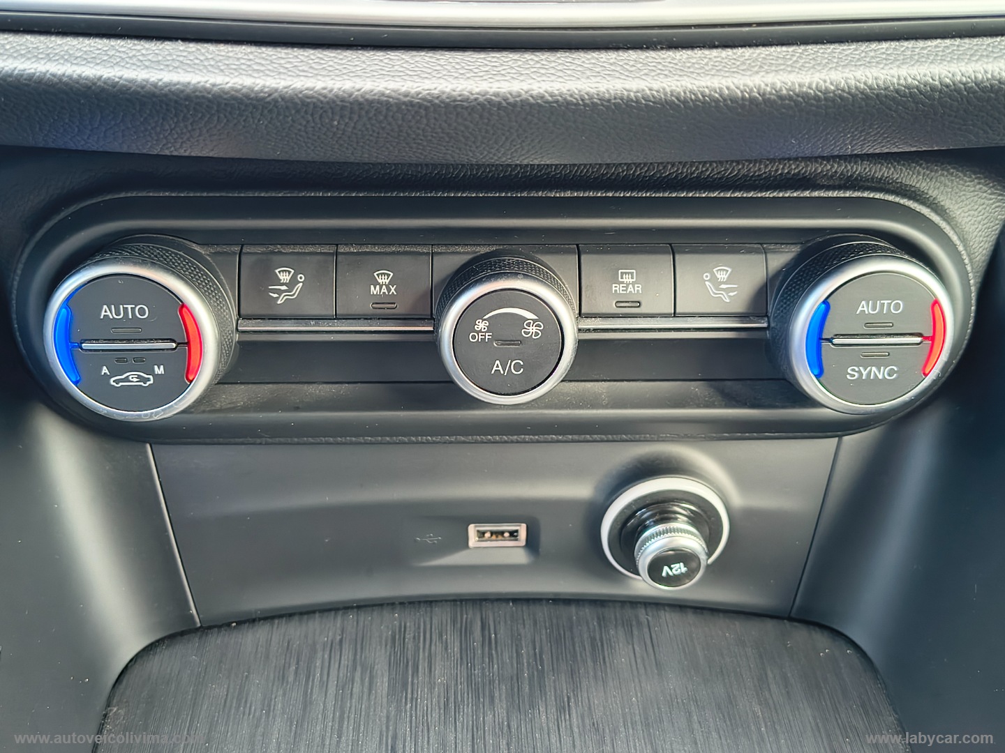 Stelvio 2.2 T.diesel 160CV AT8 RWD Bus. TAGLIANDI ALFAROMEO - immagine 25