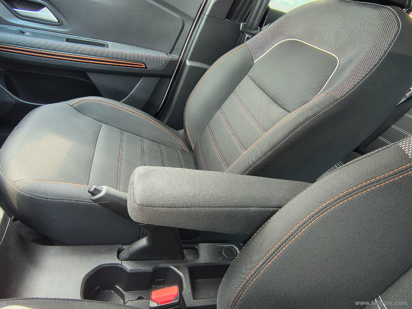 Sandero Stepway 1.0 TCe ECO-G Expression - immagine 25