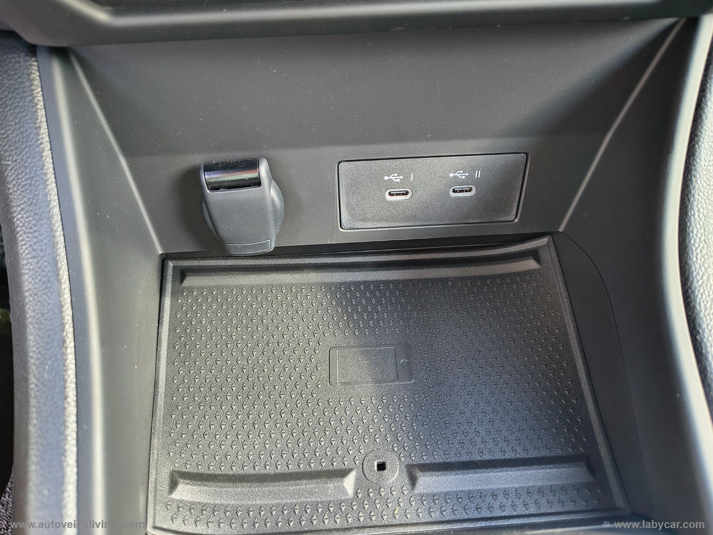Captur Eco-G 120 CV Techno KM 0 ITALIA - immagine 25