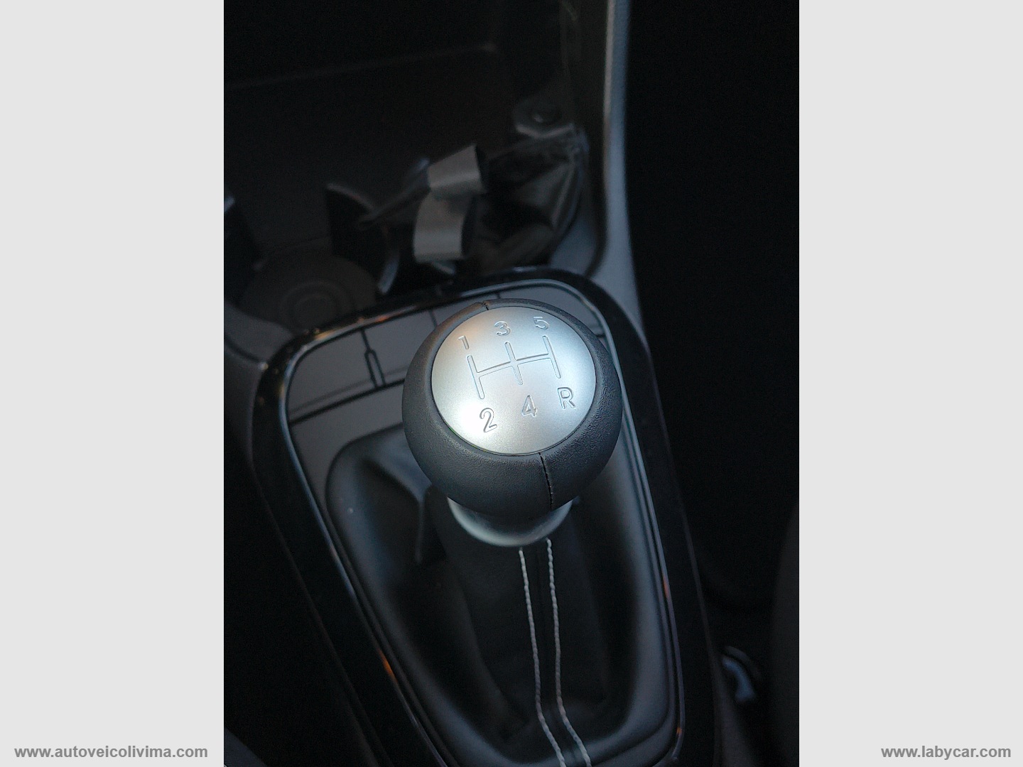 Picanto 1.0 12V GPL 5p. 20th Anniv.Edit. GARANZIA 7 ANNI-150.000 KM - immagine 25