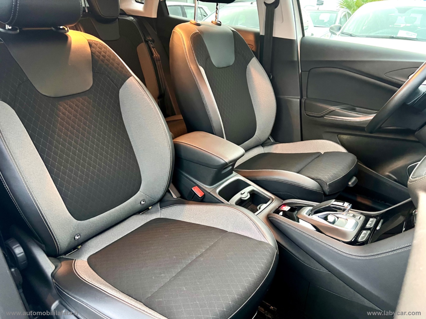 Grandland X 1.6 Hyb. Plug-in aut.FWD ELEGANCE 04/2021 36.300KM - immagine 25