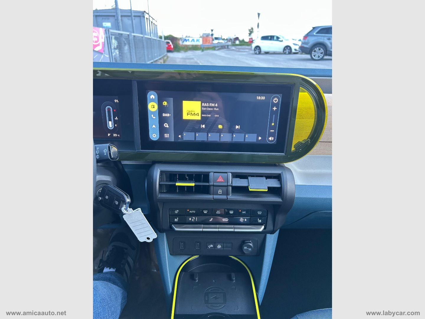Grande Panda 1.2 Hybrid 110 S&S La Prima - immagine 25