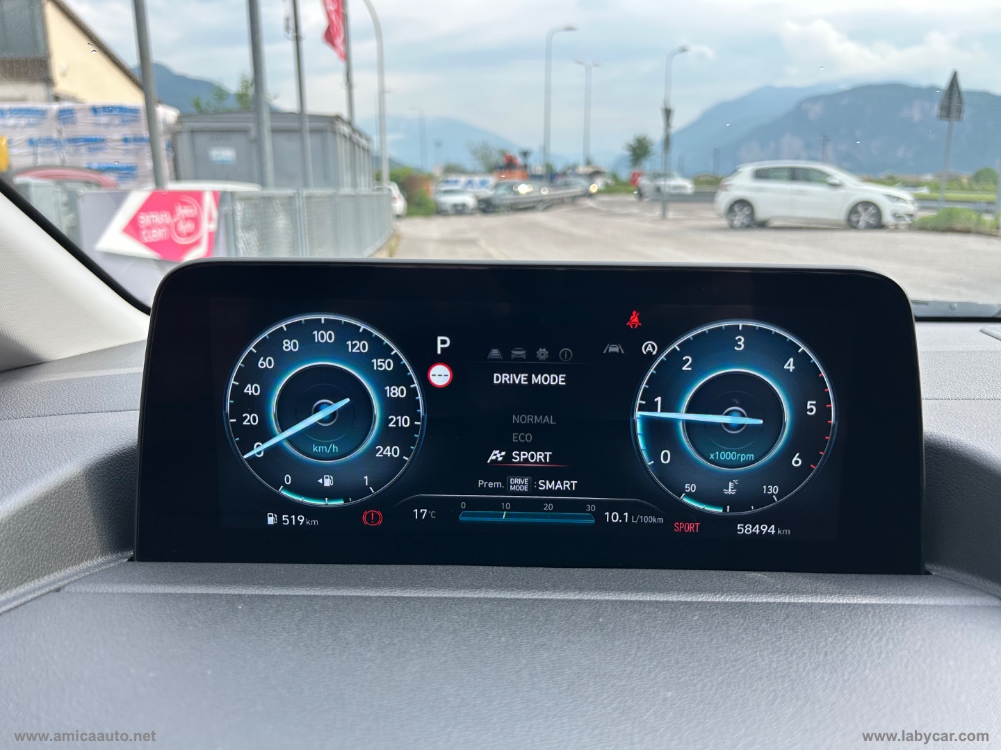 Staria 2.2 AT 2WD 9 posti Wagon DIESEL - immagine 25