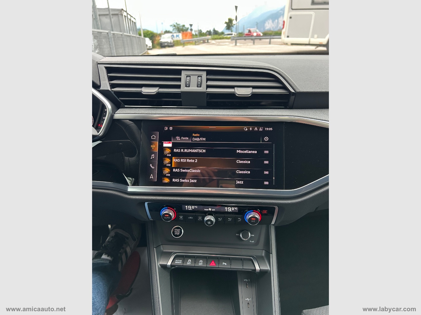 Q3 SPB 40 TDI qu. S tr. S line edition - immagine 25