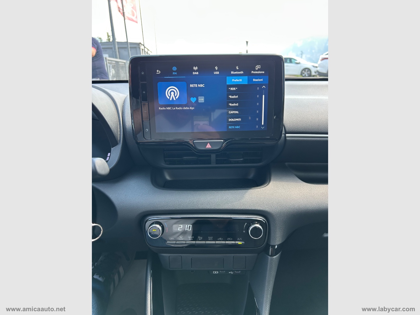 Yaris 1.5 Hybrid 5p. Trend - immagine 25