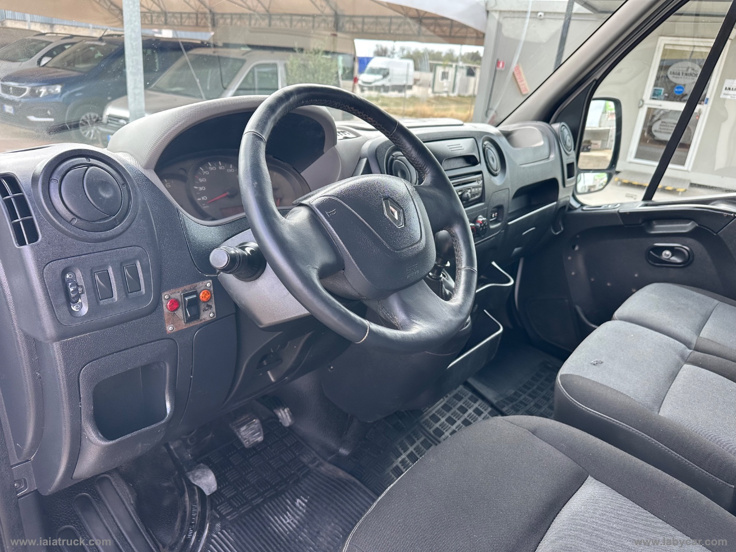 Master T35 2.3dCi 125CV 7POSTI RIBALTABILE TRIL. - immagine 25