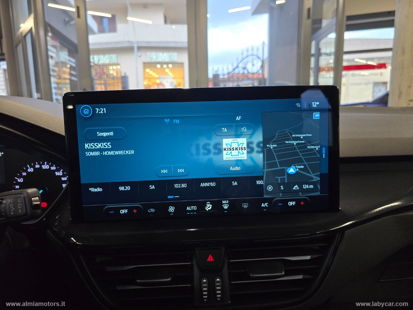 Focus 1.5 EcoBlue 115CV aut. 5p. ST-Line - immagine 25