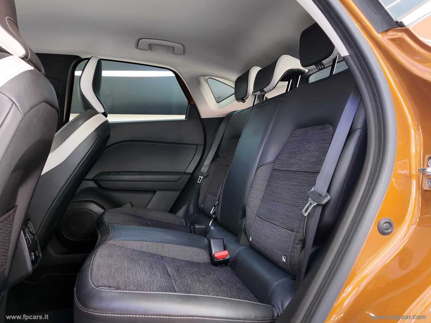 Captur Pl.-in Hybr. E-Tech 160 Init.Par. - immagine 25