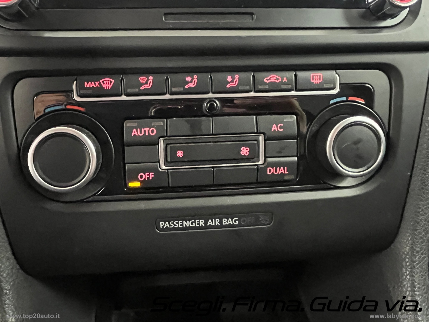 Golf 2.0 TDI 140 CV 5p. Highline - immagine 25
