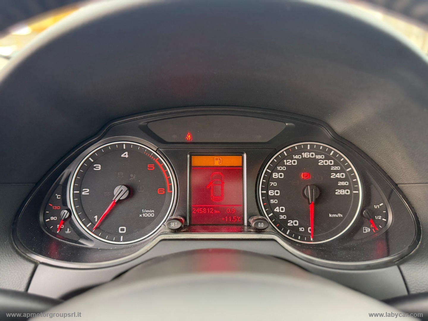 Q5 2.0 TDI 170 CV quattro S-LINE - immagine 25