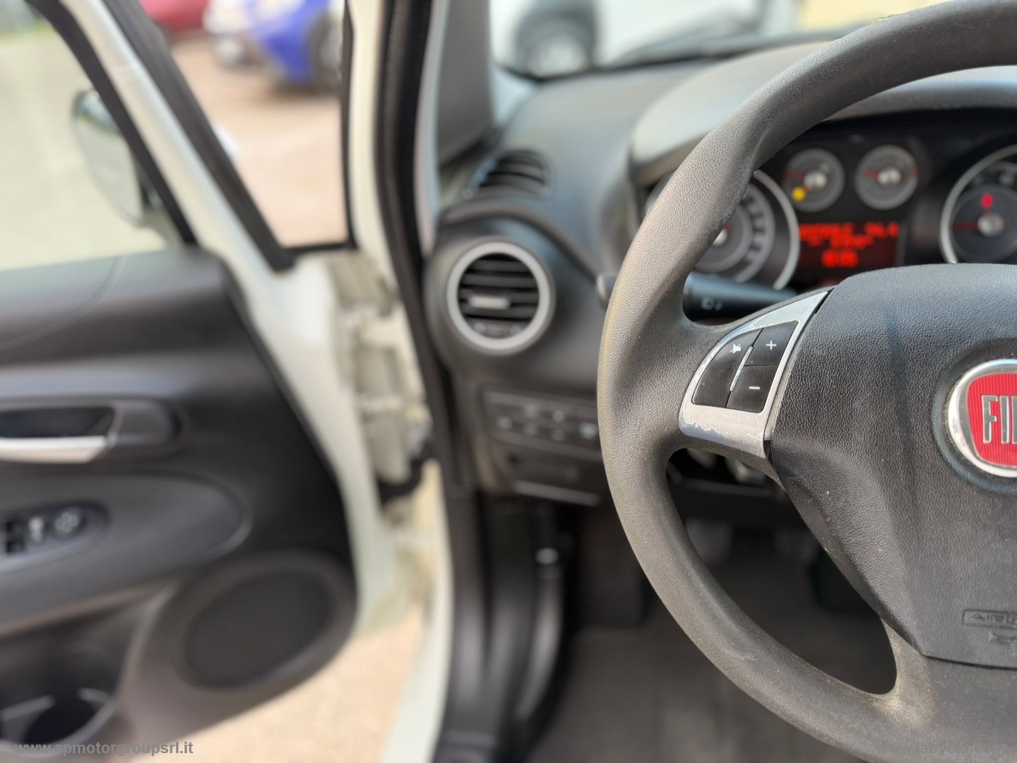 Punto 1.2 8V 3p. Pop - immagine 25