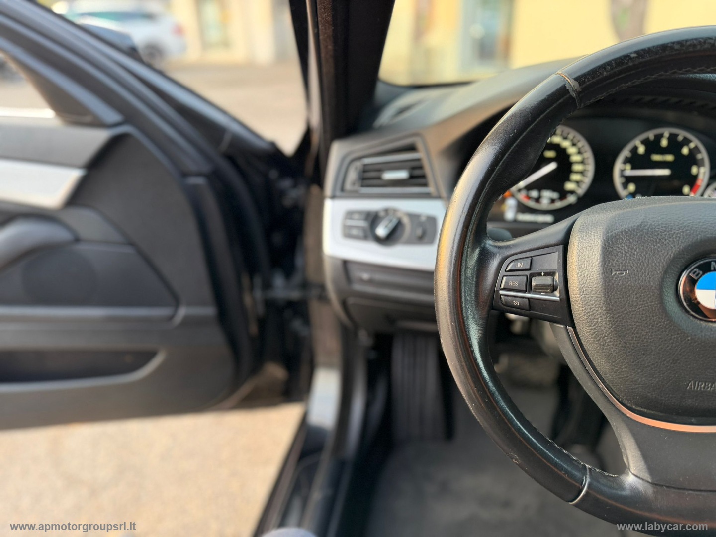 525d xDrive Touring Futura - immagine 25