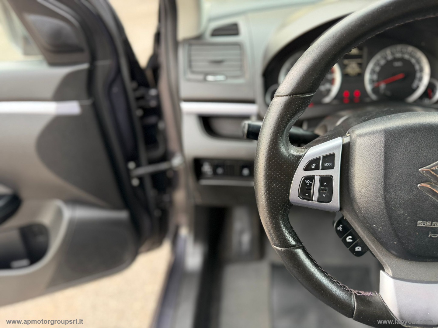 Swift 1.2 VVT 5p. POSH EDITION - immagine 25