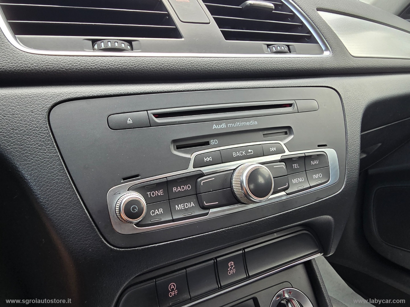 Q3 2.0 TDI Business - immagine 25