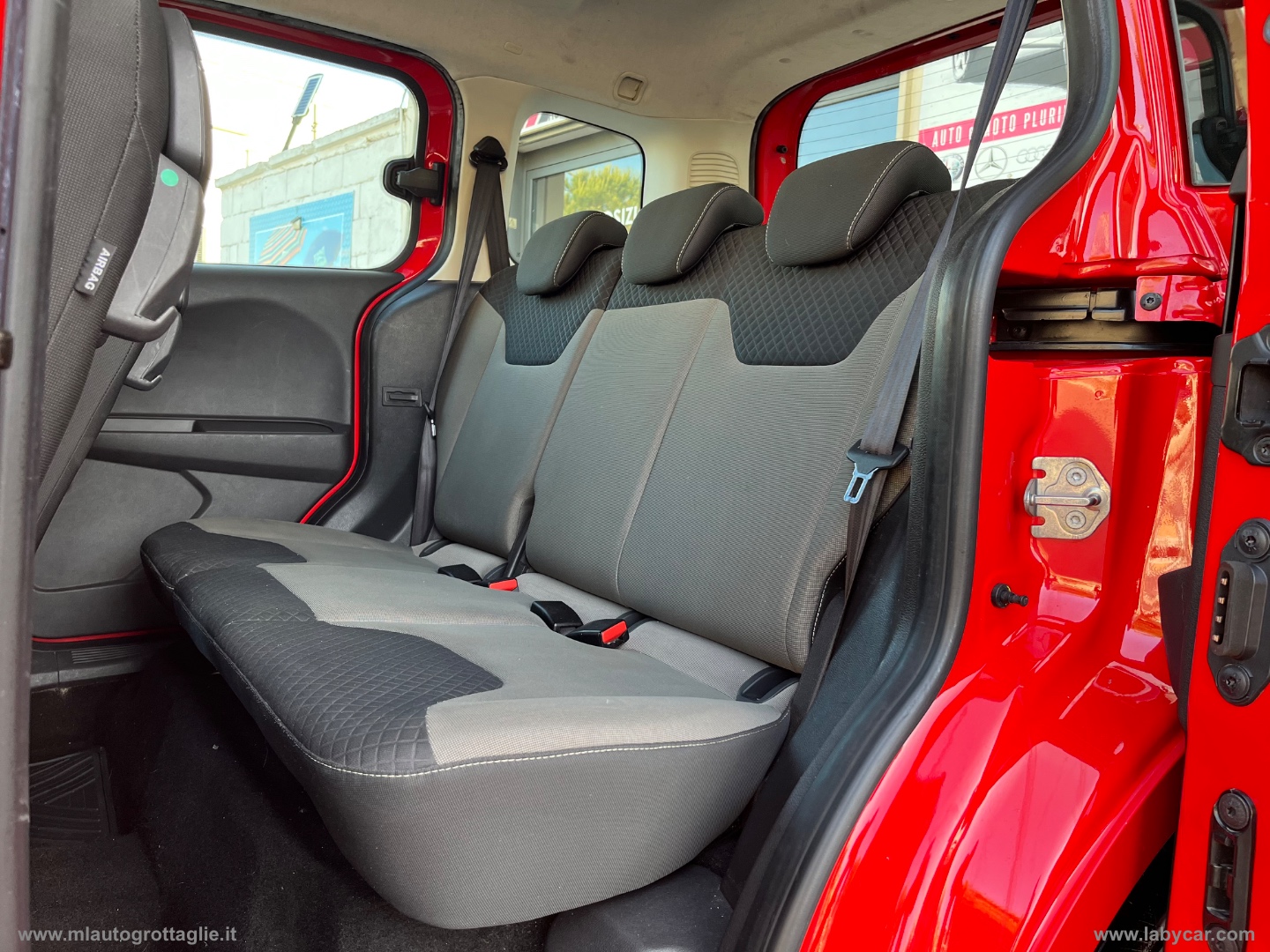 Tourneo Courier 1.5 TDCI 75 CV Sport - immagine 25
