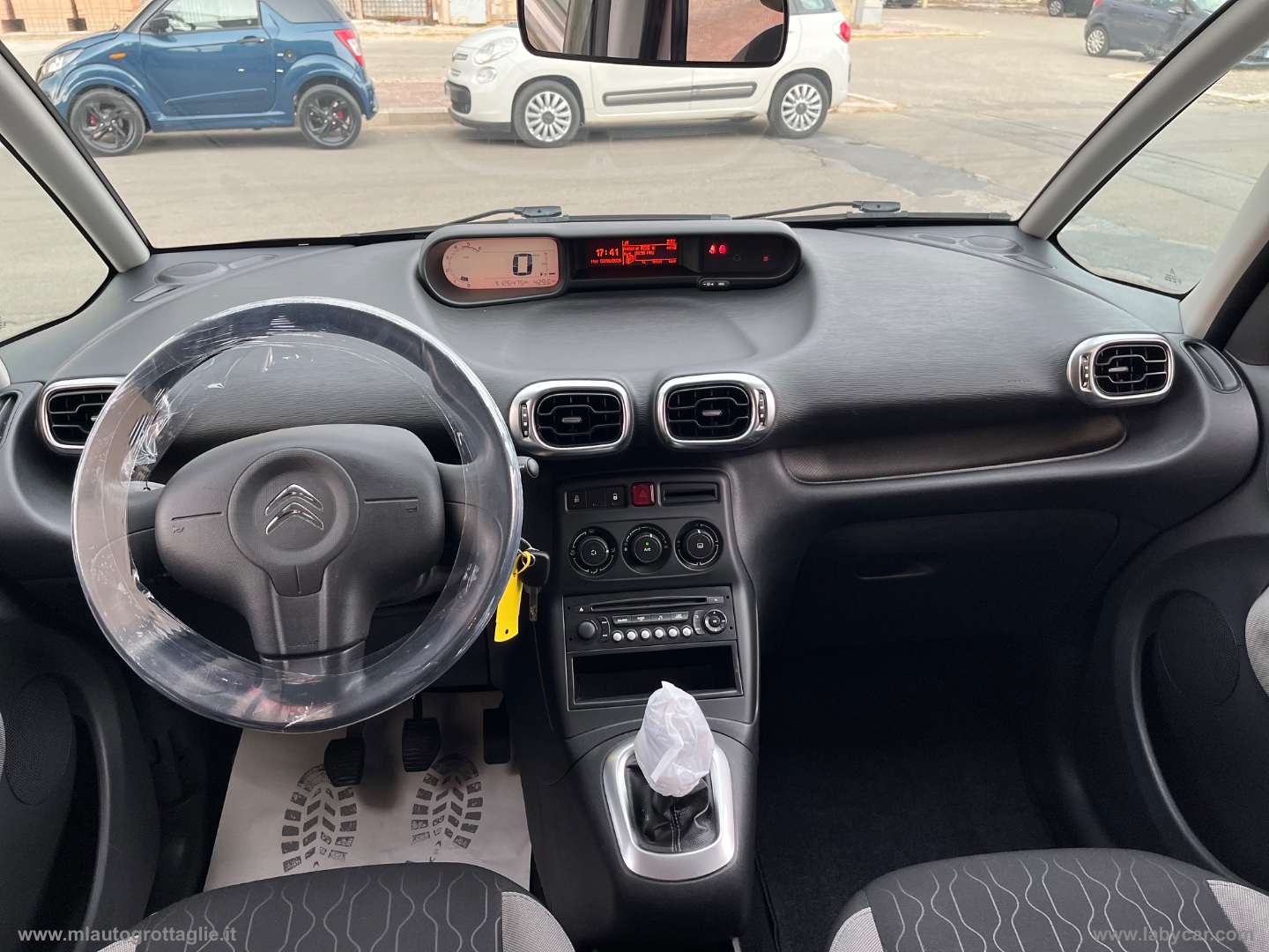 C3 Picasso 1.6 HDi 90 Exclusive - immagine 25