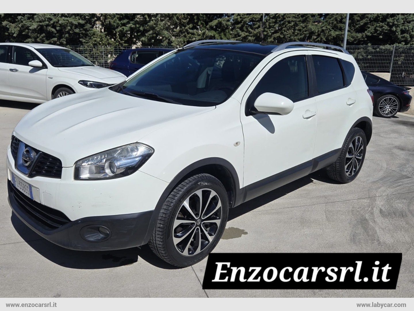 Qashqai 1.5 dCi DPF Tekna TETTO PANORAMICO - immagine 25