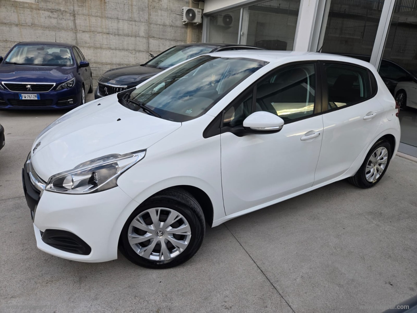 208 1.4 HDi 68 CV 5p. Active NEOPATENTATI - immagine 25