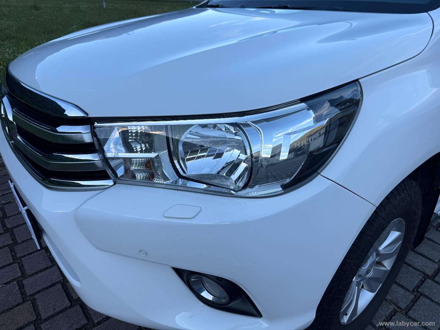 Hilux 2.4 D-4D 4WD 2p. EXTRA CAB CAMERA SENS PARK - immagine 25