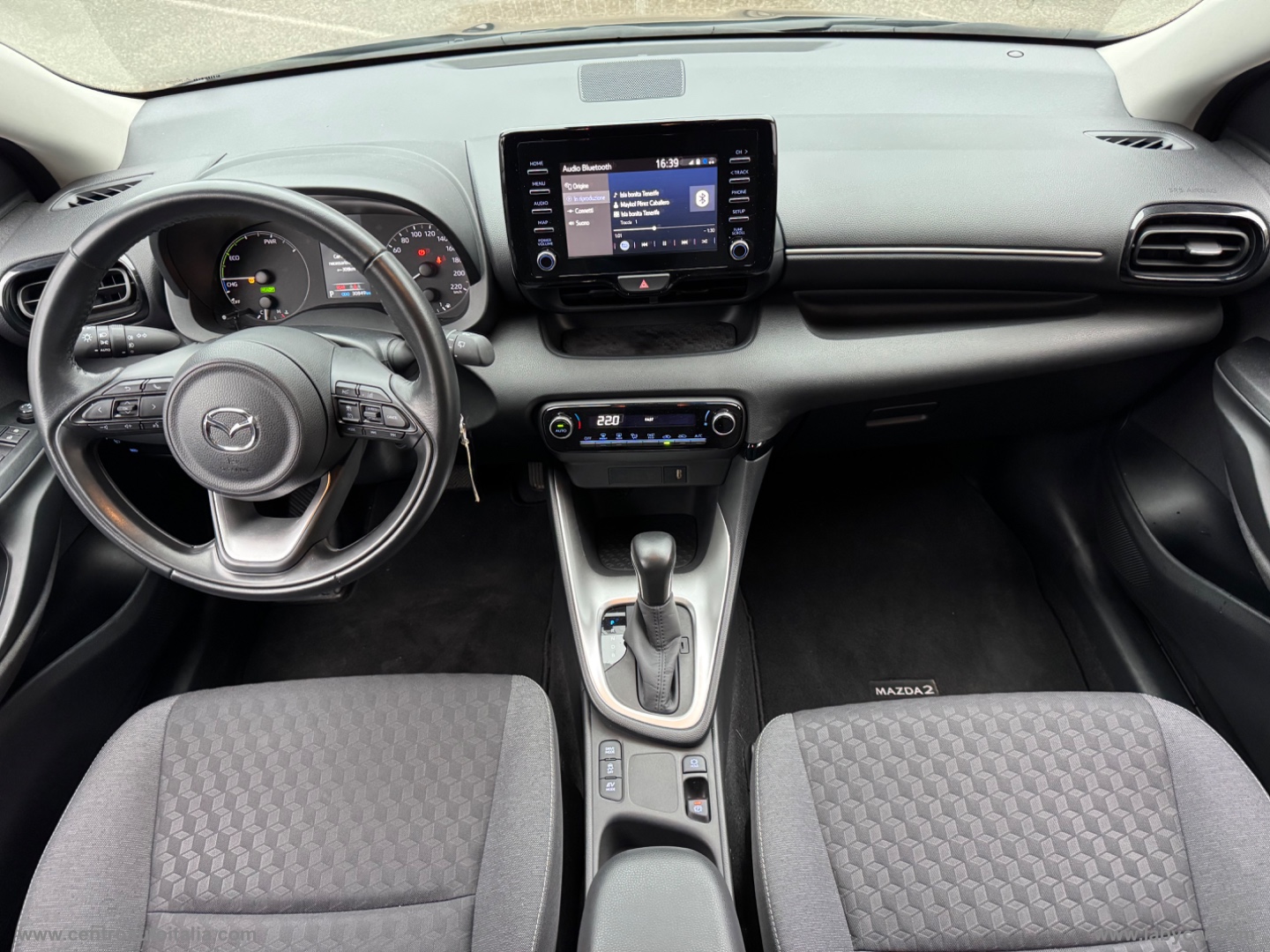 Mazda2 Hybrid 1.5 VVT Pure - immagine 25