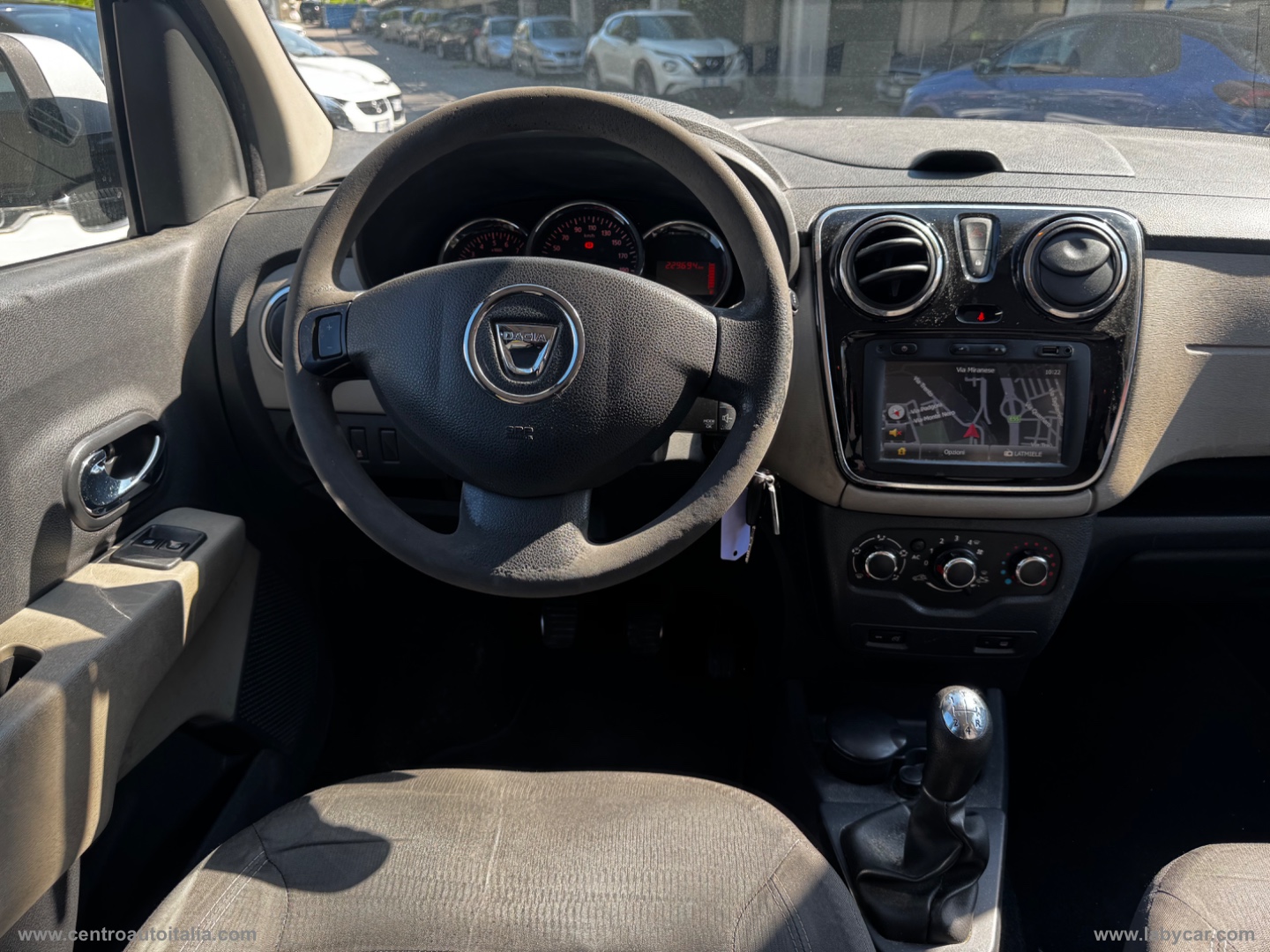 Logan 1.5 dCi 8V 90 CV Ambiance 7 POSTI - immagine 25