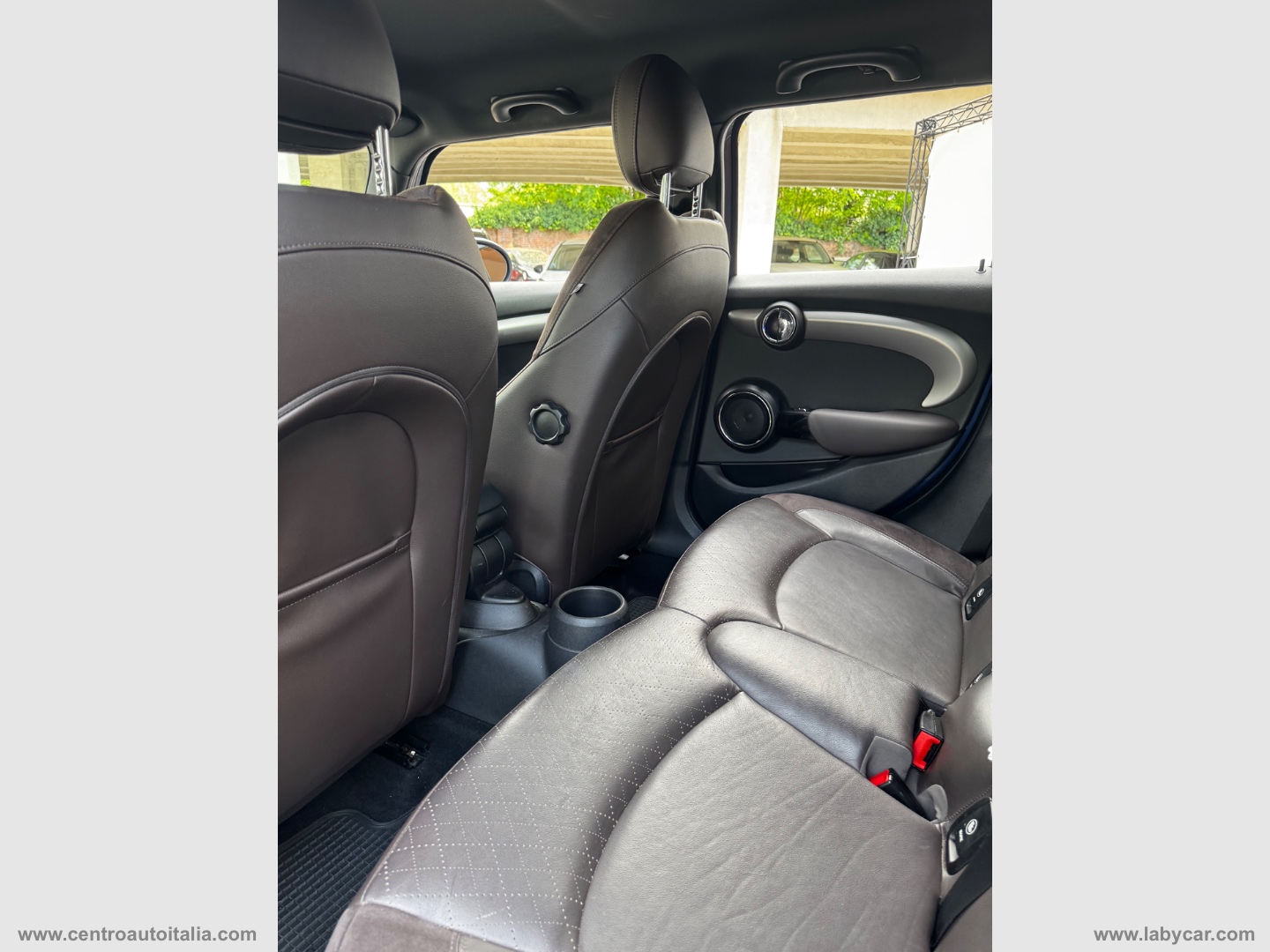 Mini Cooper D Business XL 5 porte - immagine 25