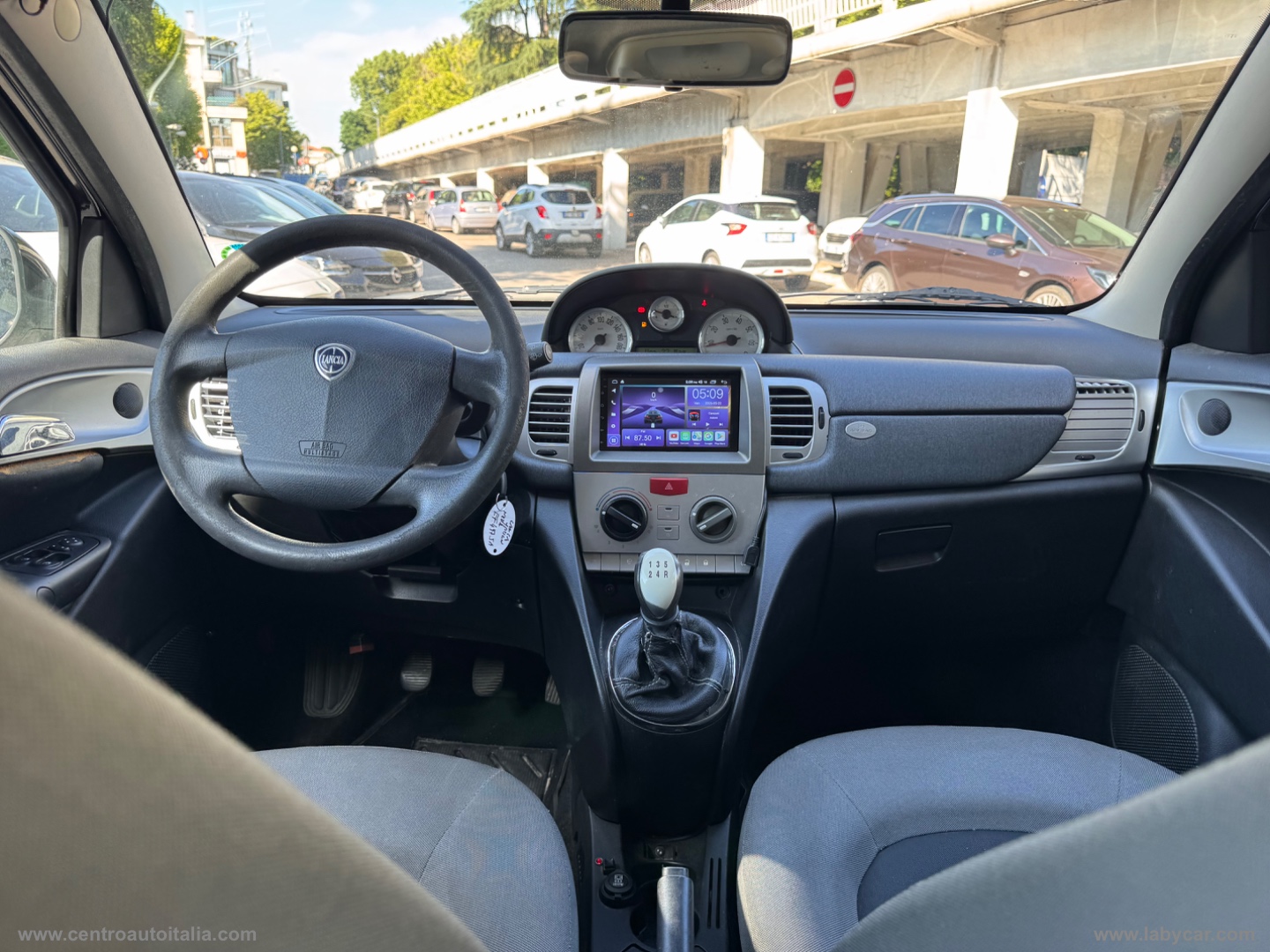 Ypsilon 1.2 Argento - immagine 25
