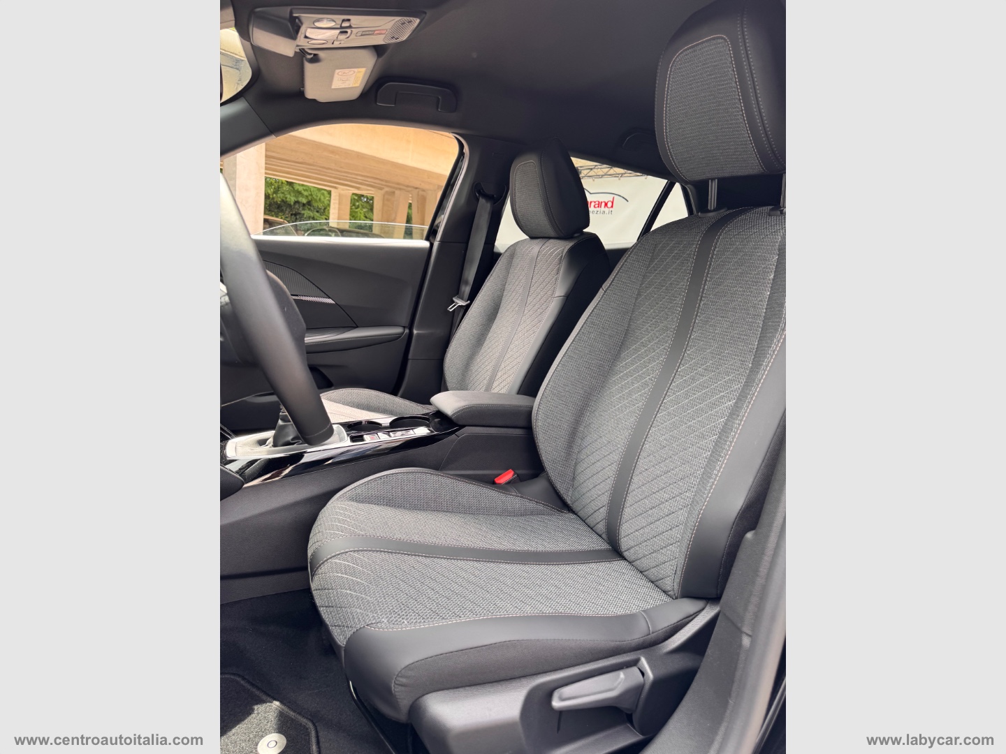 NUOVA 2008 Turbo 100 CV Allure - immagine 25