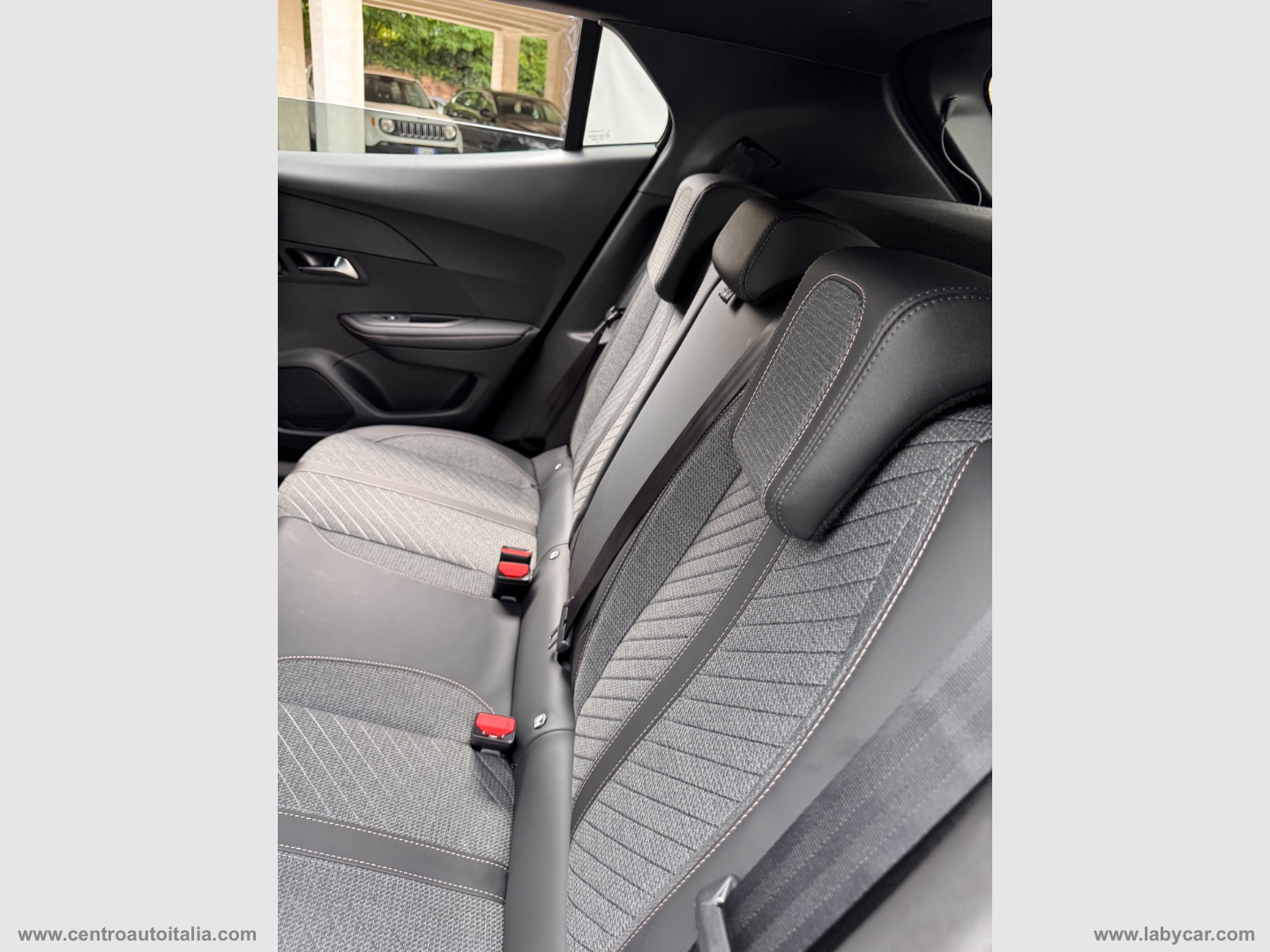 NUOVA 2008 Turbo 100 CV Allure - immagine 25