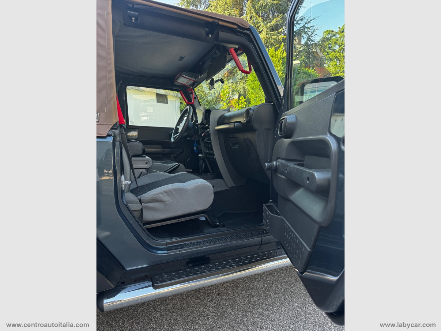 Wrangler 2.8 CRD Sport Auto - immagine 25