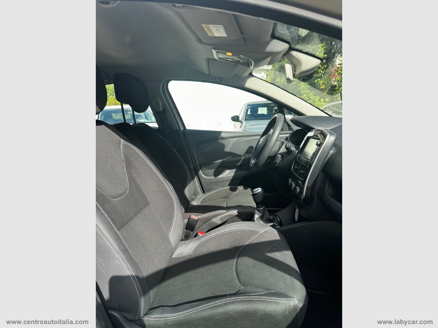 Clio 1.2 75 CV 5p. Duel2 - immagine 25