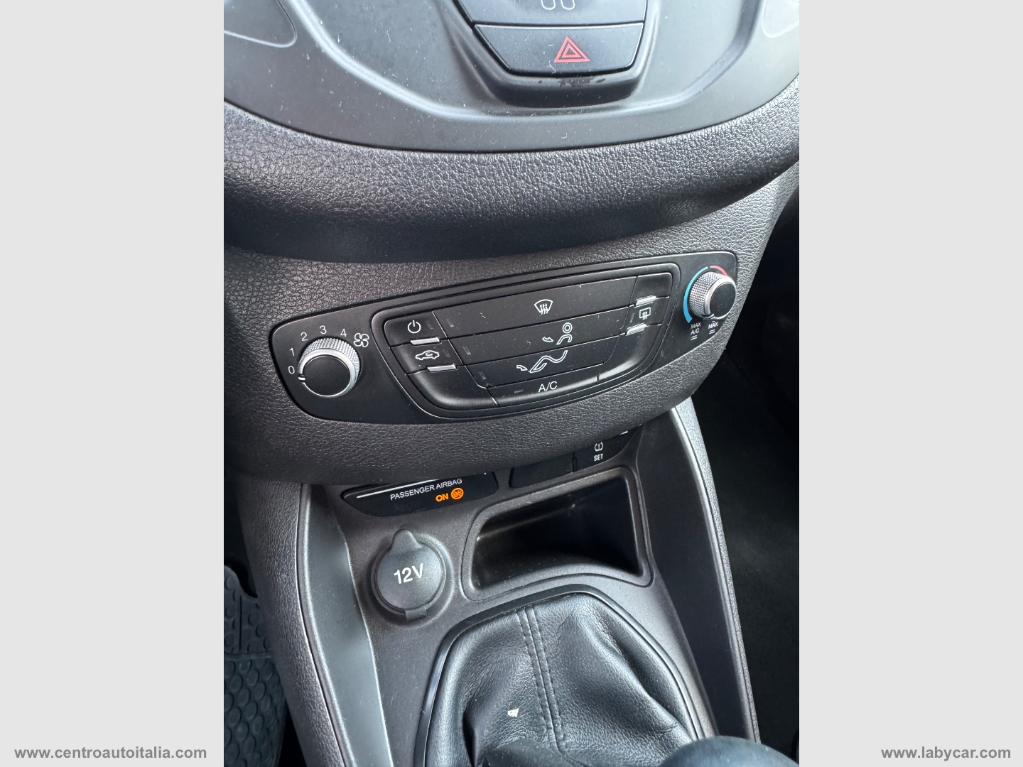 Tourneo Courier 1.0 EcoBoost 100 CV Tit. - immagine 25