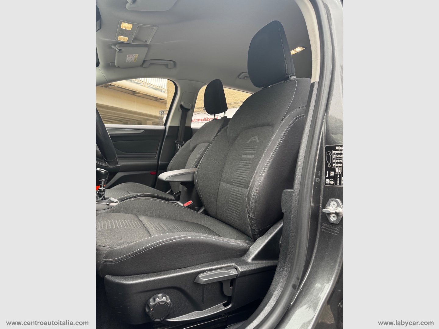 Focus 1.5 EcoBlue 120CV SW Active - immagine 25