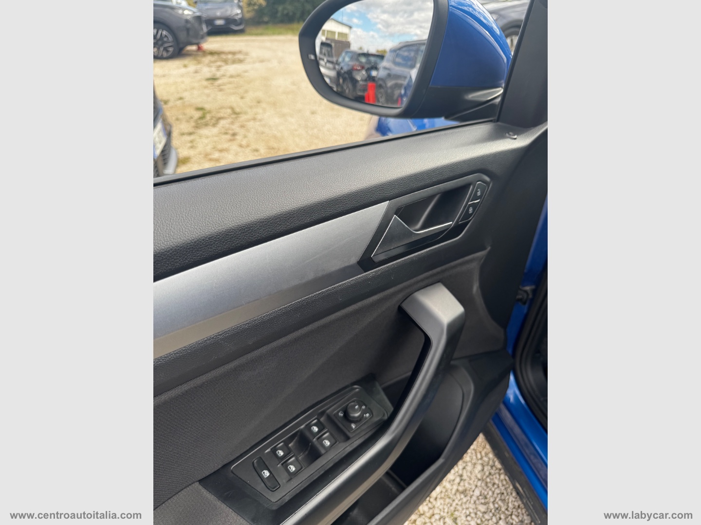 T-Roc 1.5 TSI ACT DSG Business BMT - immagine 25