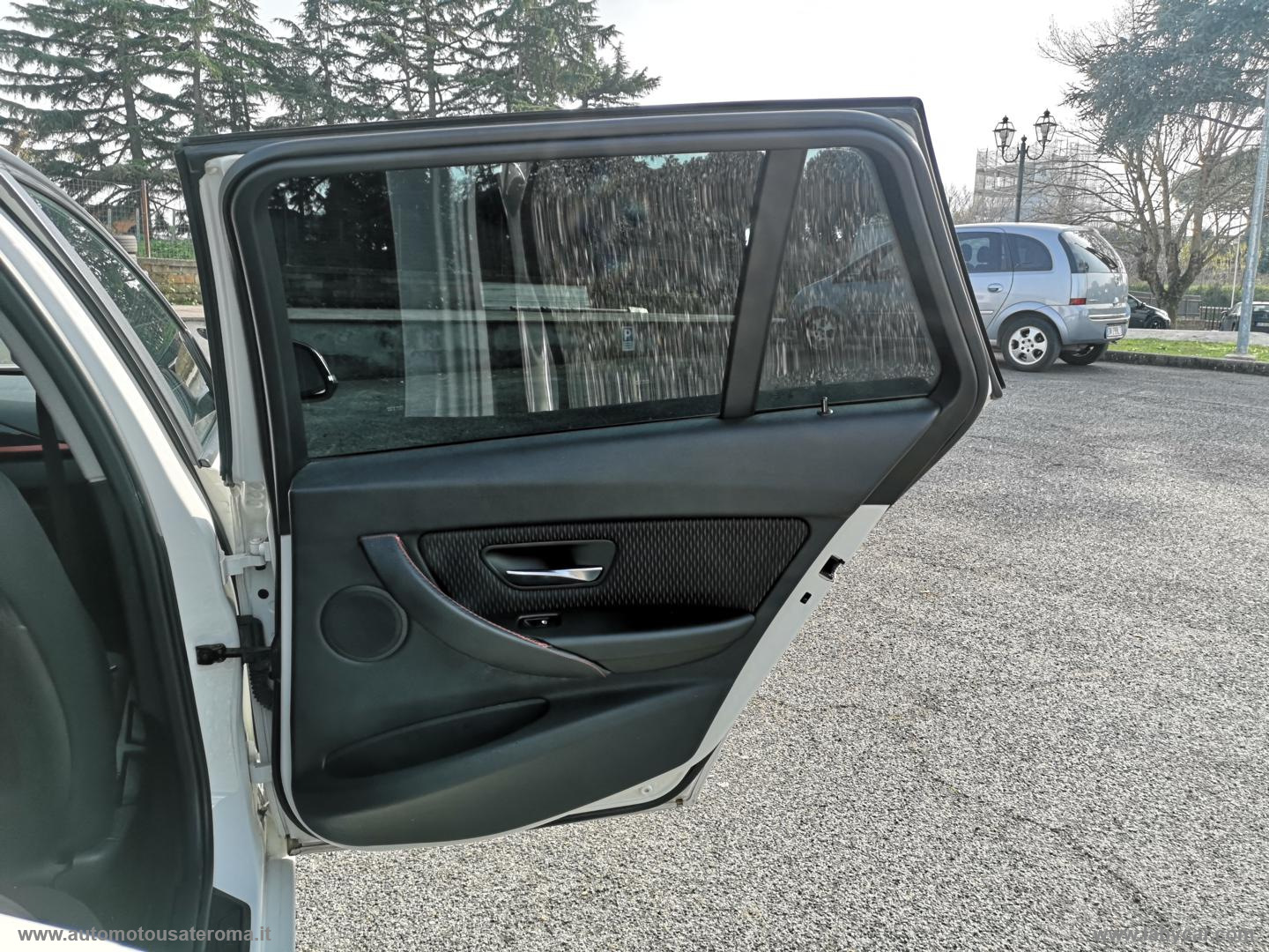320d Touring aut. PROMO WEB - immagine 25