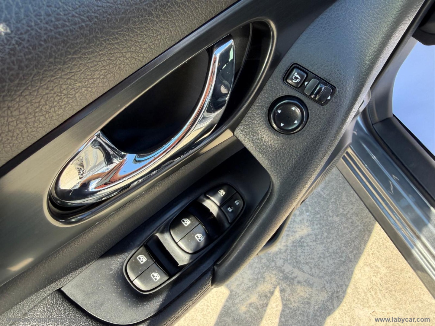 Qashqai 1.5 dCi 115 CV N-Connecta OUTLET! - immagine 25