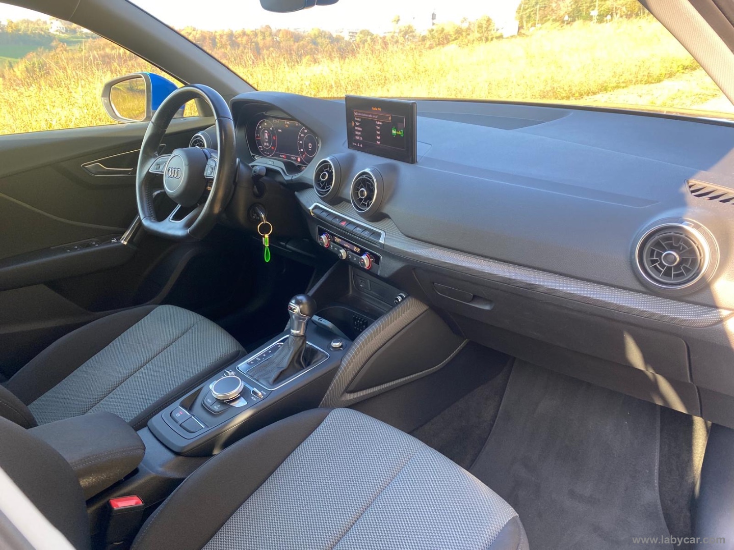 Q2 30 TDI S tronic Business Design - immagine 25