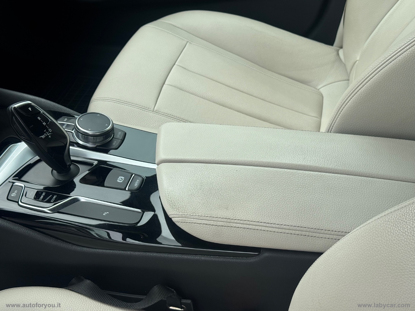 520d xDrive Touring Luxury - immagine 25