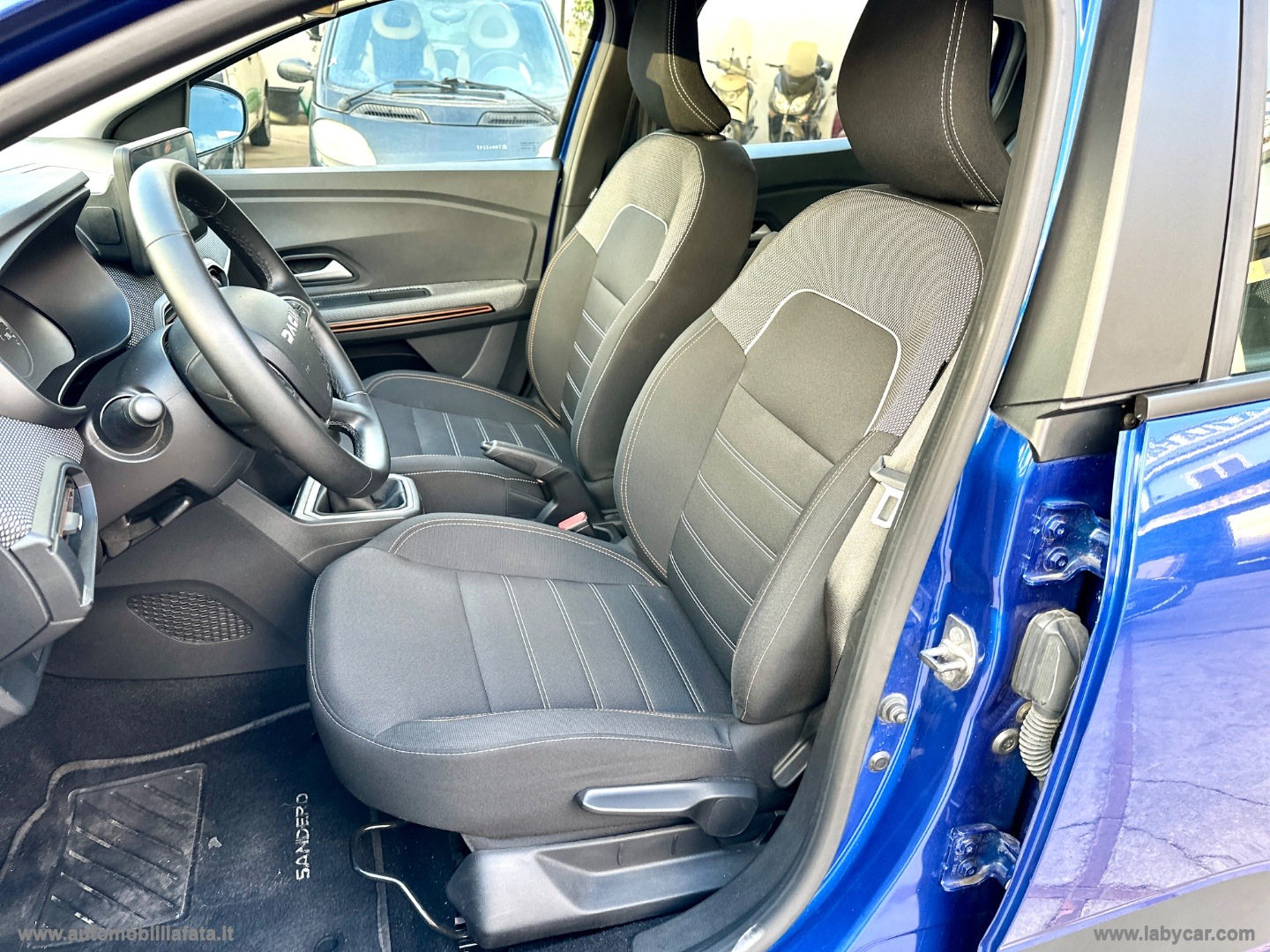 Sandero Stepway 1.0 TCe ECO-G Expression GPL 19.000 KM - immagine 25