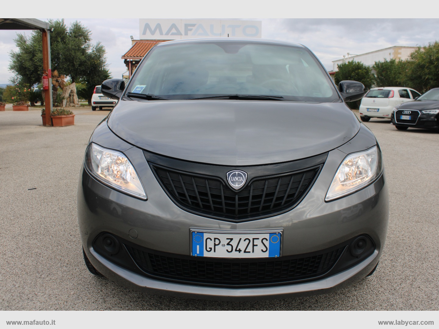 LANCIA Ypsilon