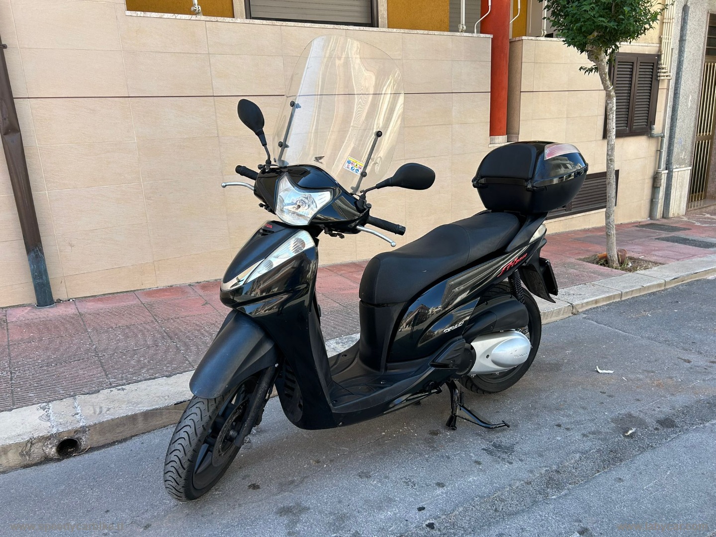 HONDA 