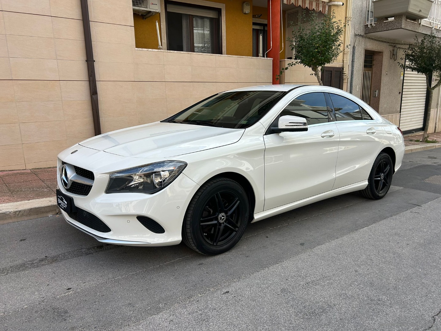 MERCEDES-BENZ Classe CLA