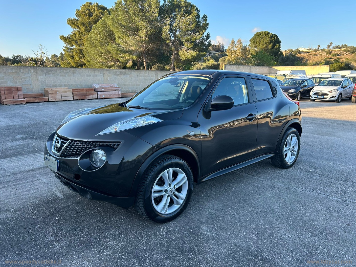 NISSAN Juke