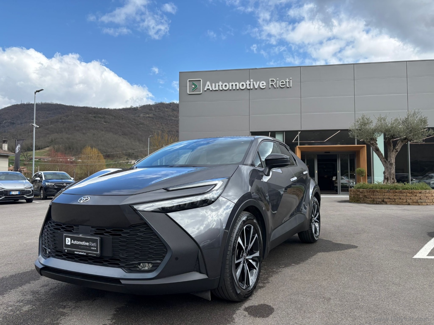 TOYOTA C-HR