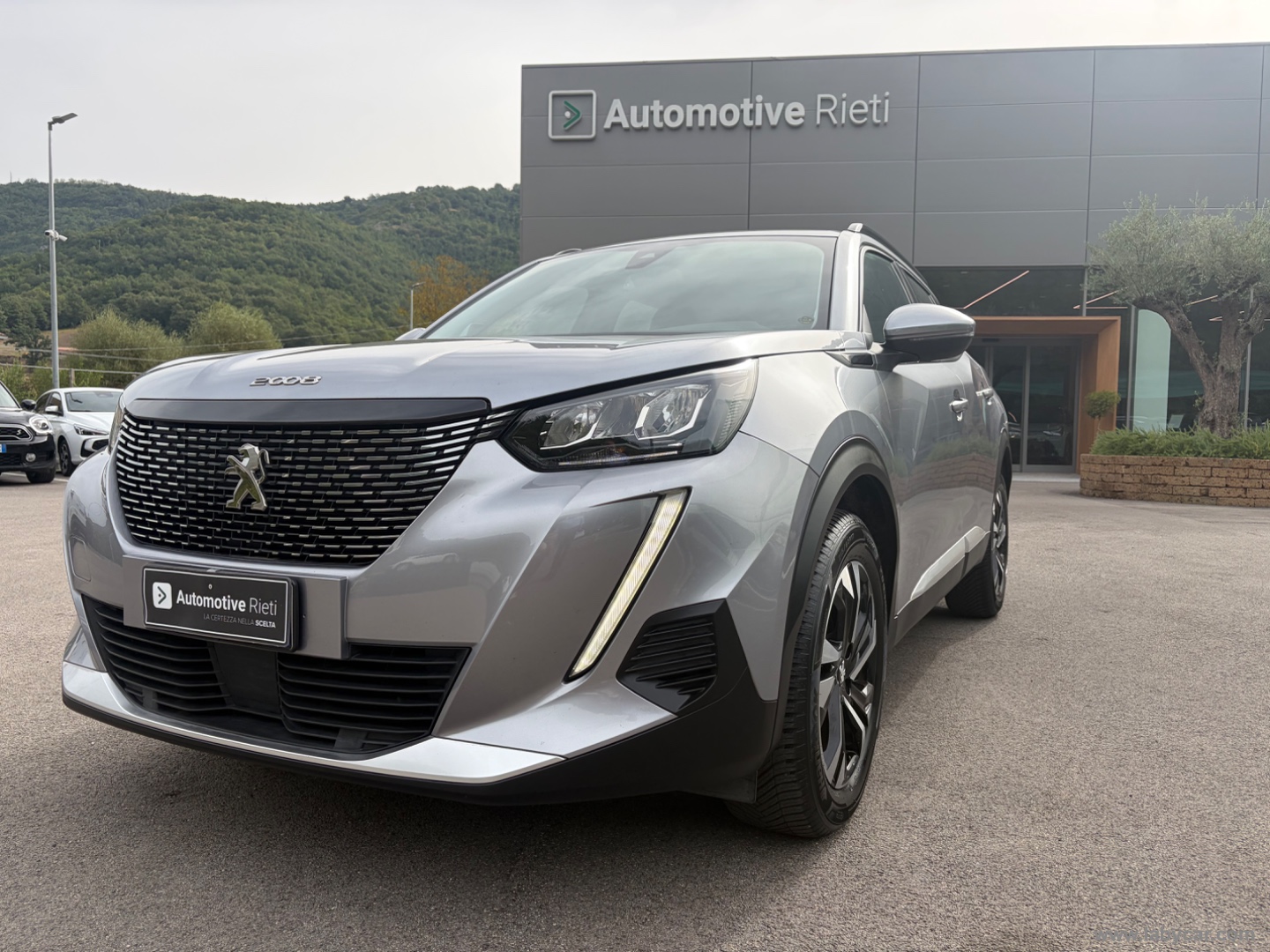 PEUGEOT 2008