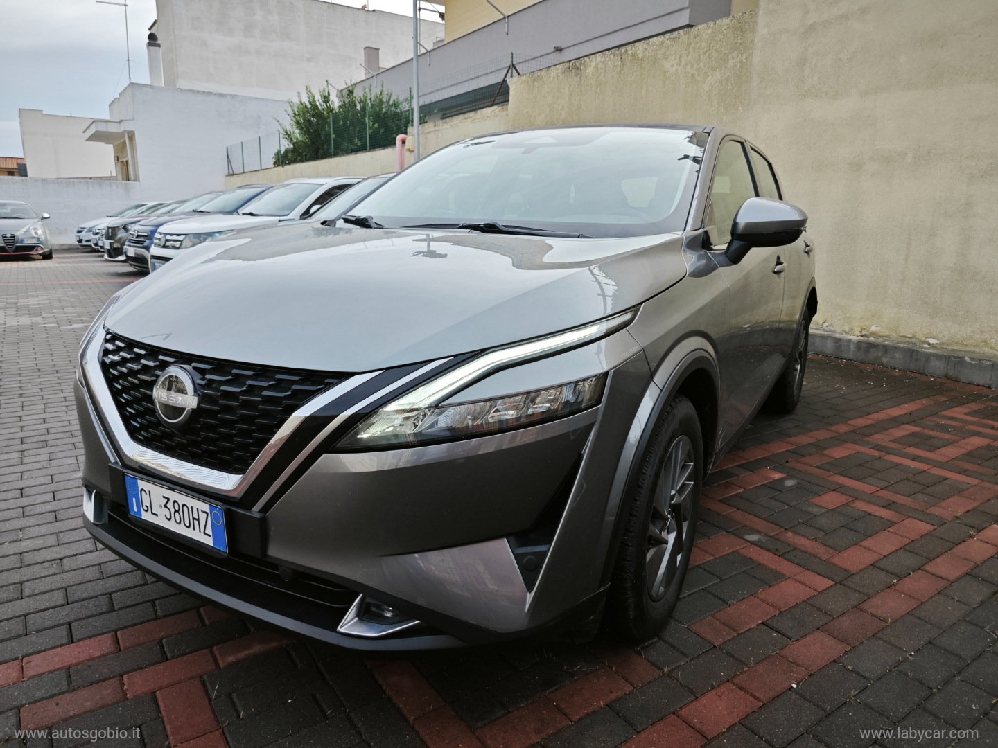 NISSAN Qashqai