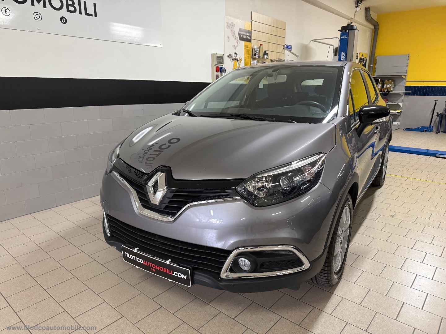 RENAULT Captur