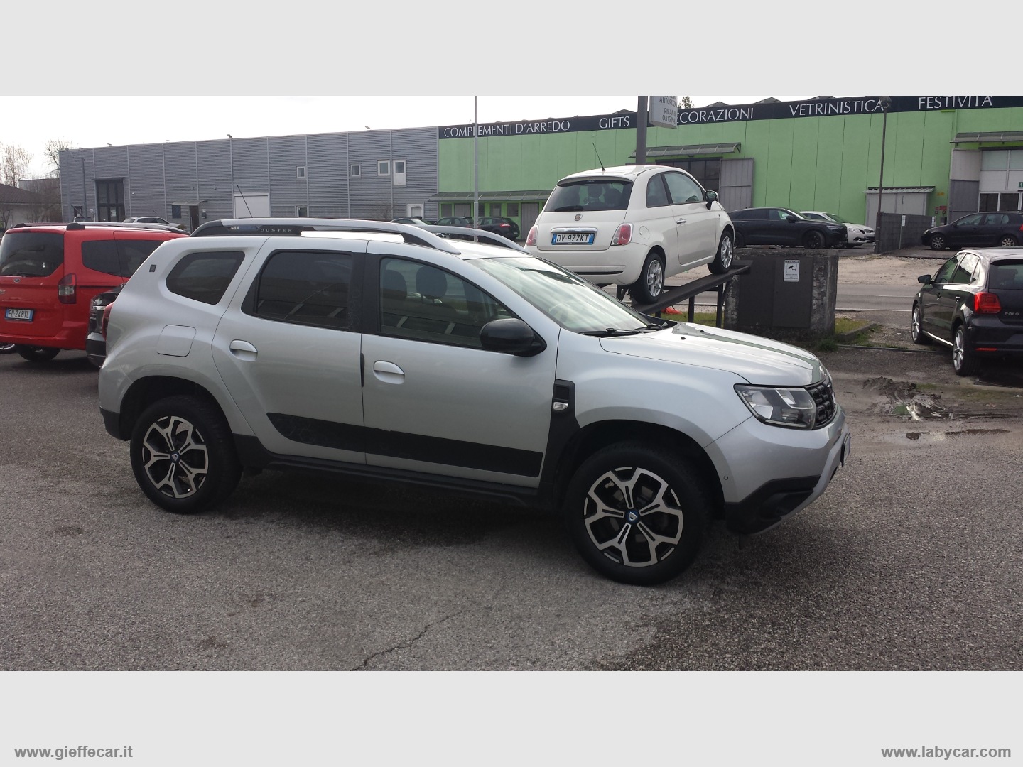 DACIA Duster