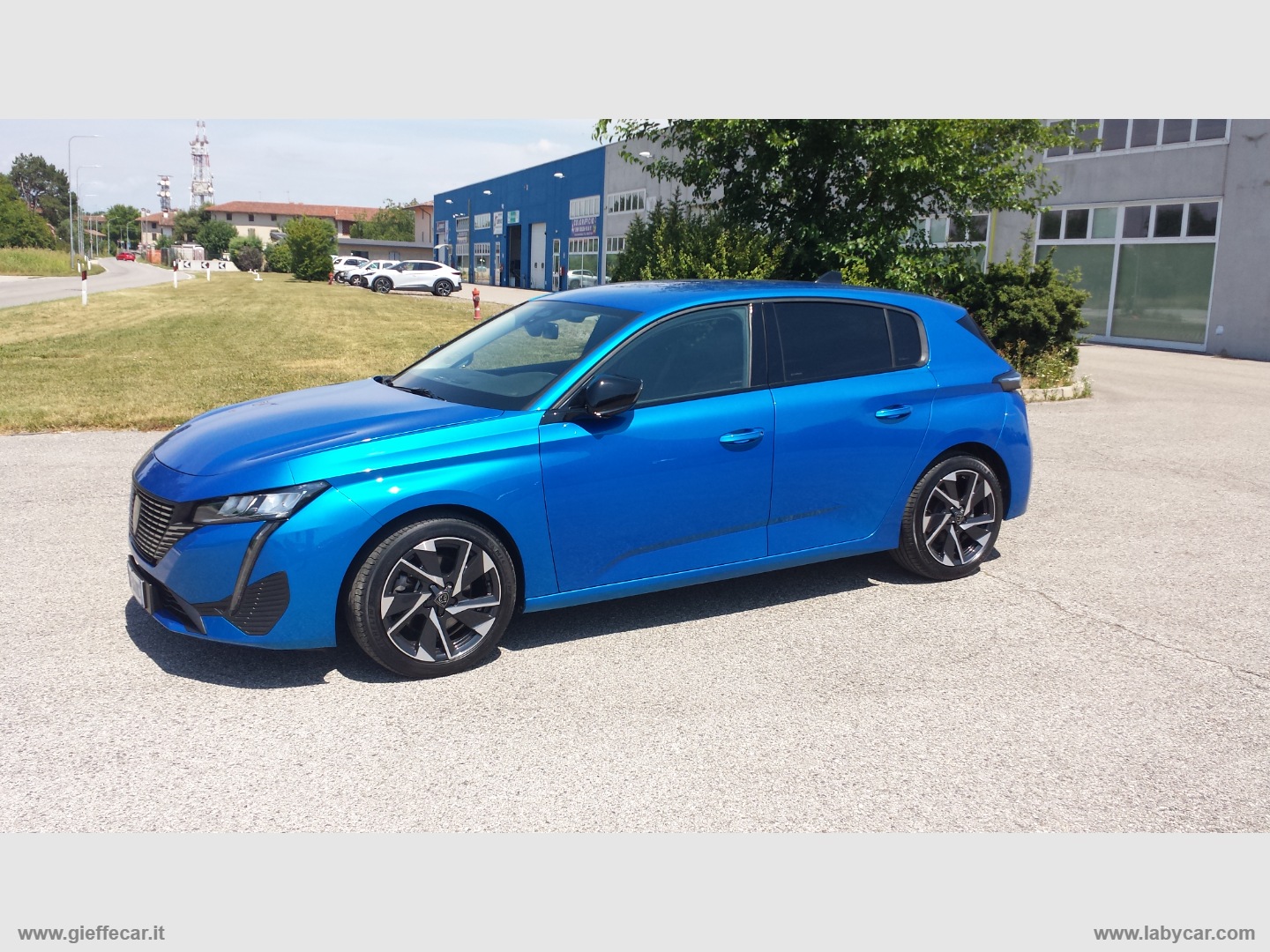 PEUGEOT 308