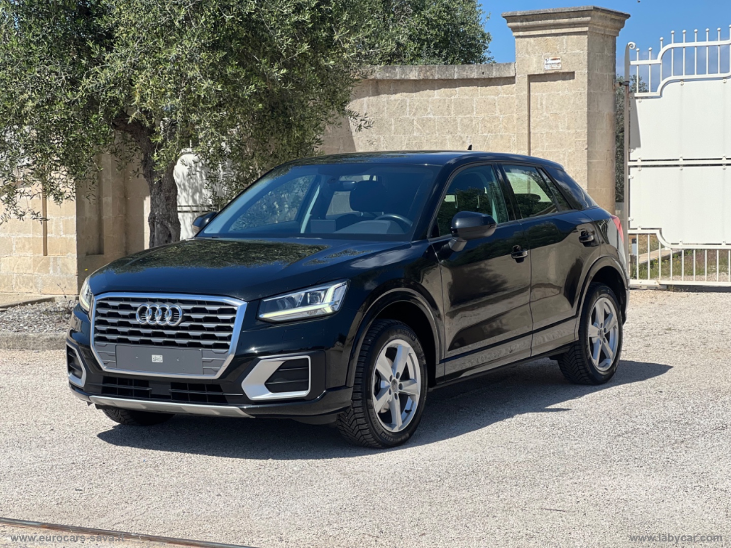 AUDI Q2
